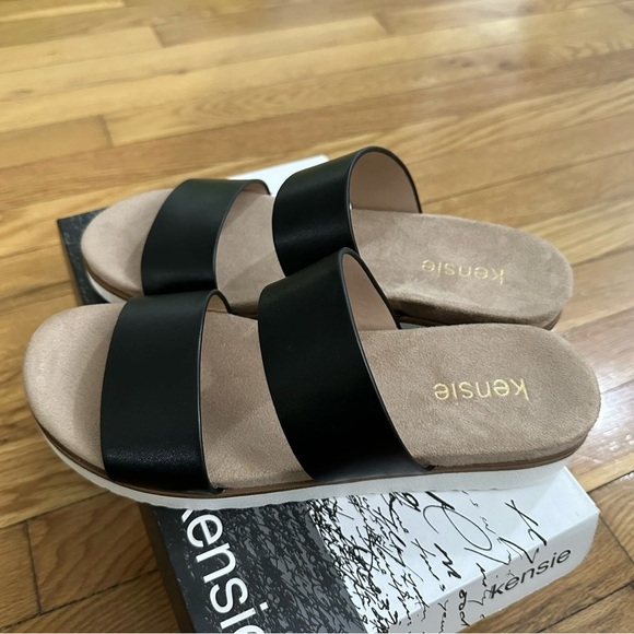 Kensie Women's Doris Slip on Flat Black Sandals Size 8.5 - Picture 2 of 6